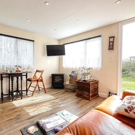 Two Hoots Chalet Mundesley Exterior foto