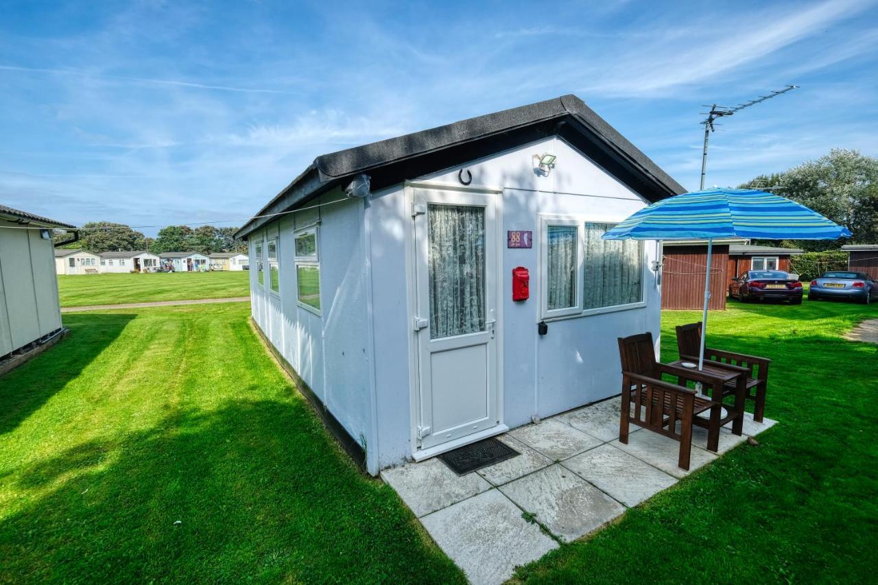Two Hoots Chalet Mundesley Exterior foto